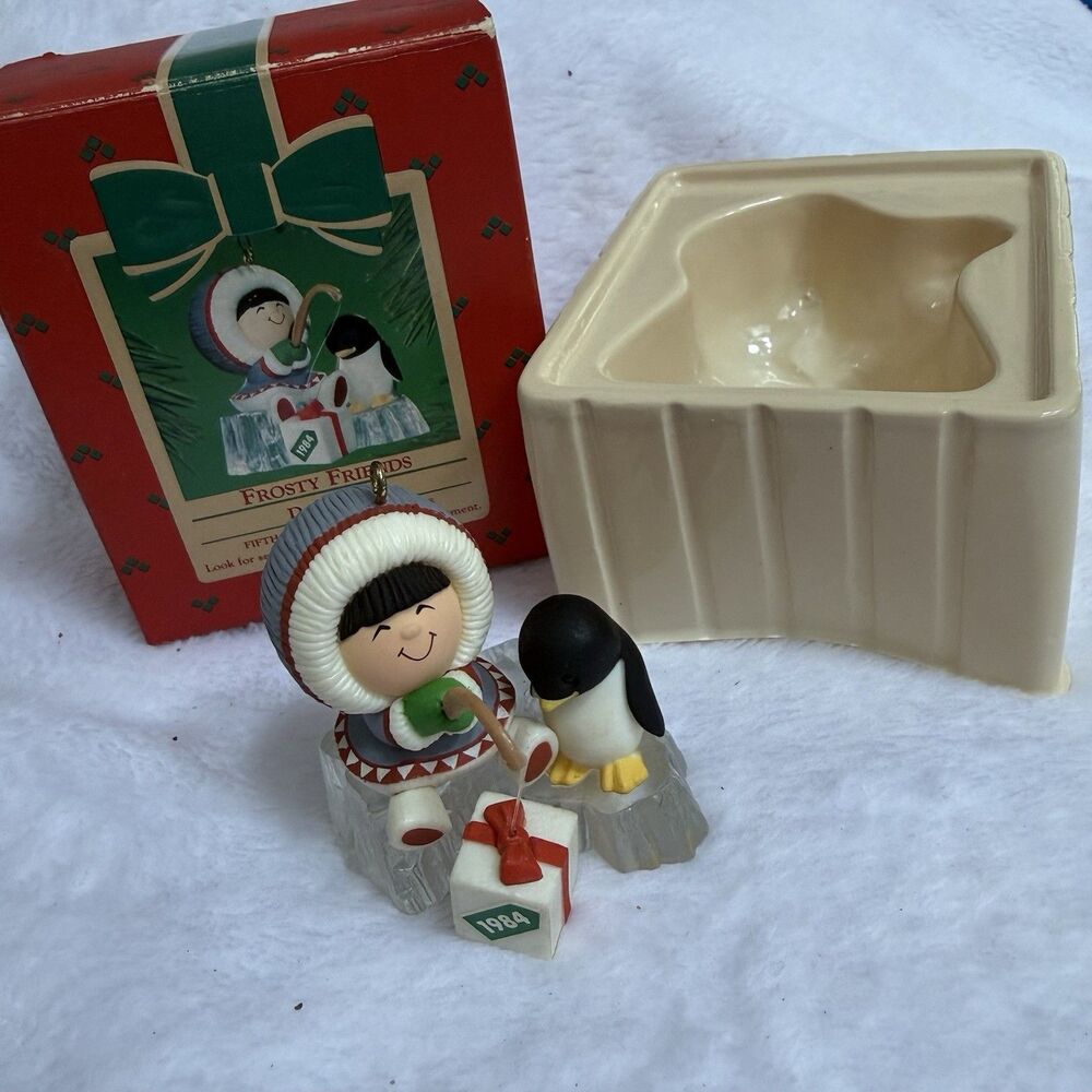 Hallmark Keepsake Ornament FROSTY FRIENDS Dated 1984 Fifth in Series with Box